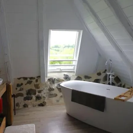 Holiday home Maison Auvergnate *